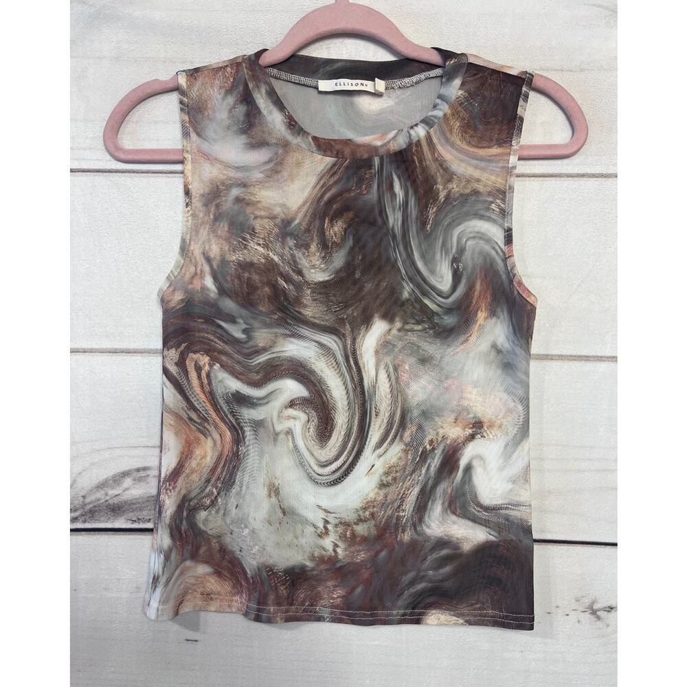 Ellison Top‎ Size SM Sheer Lightweight Stylish